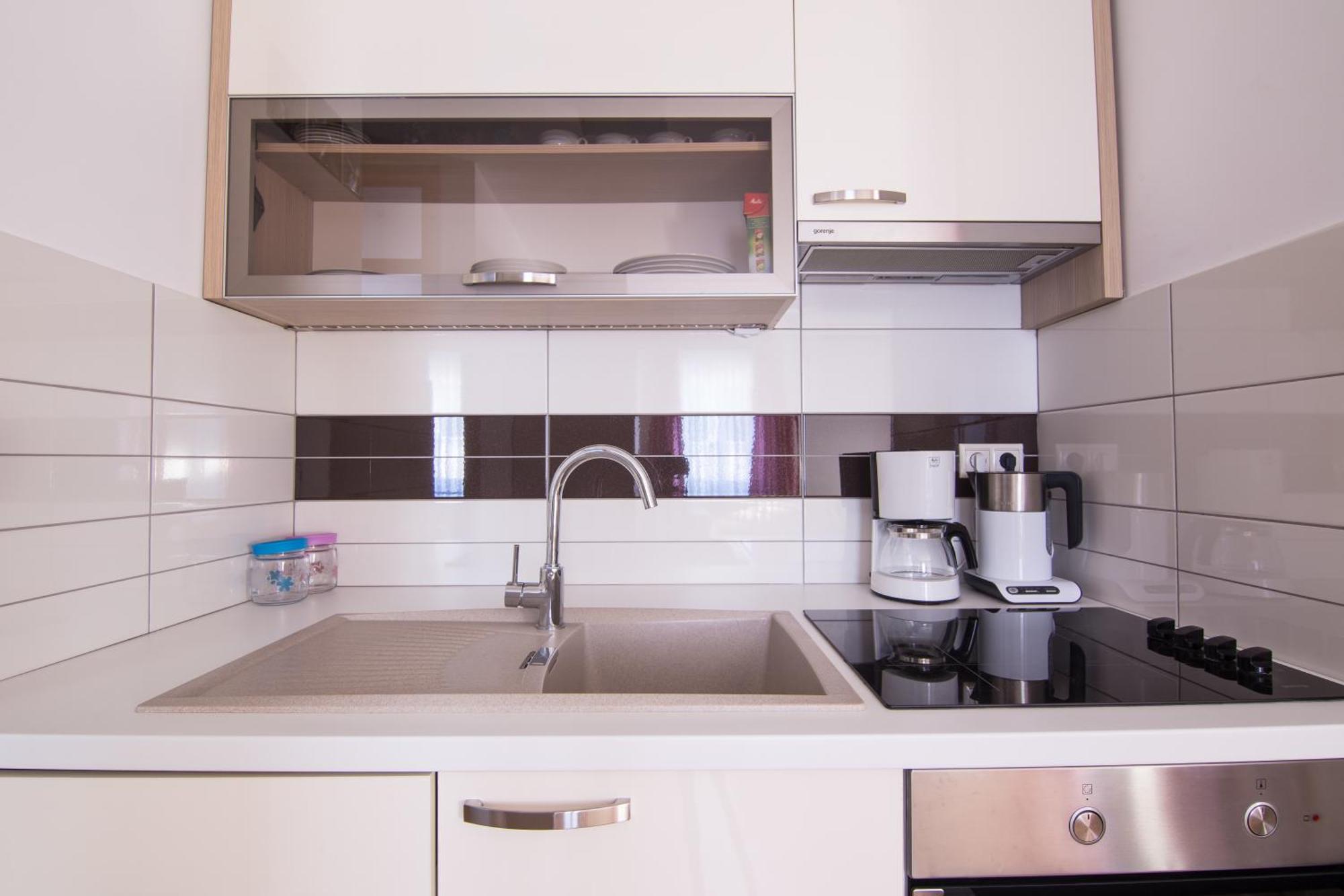 Apartments Villa Novak 1 Donji Okrug  Zimmer foto